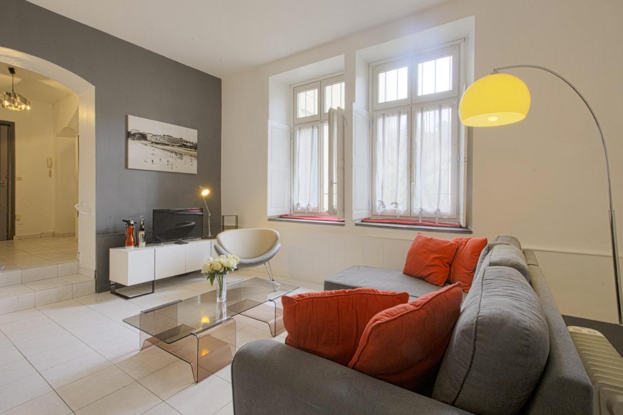 Welkeys - Reine Nathalie Apartment Biarritz Bagian luar foto