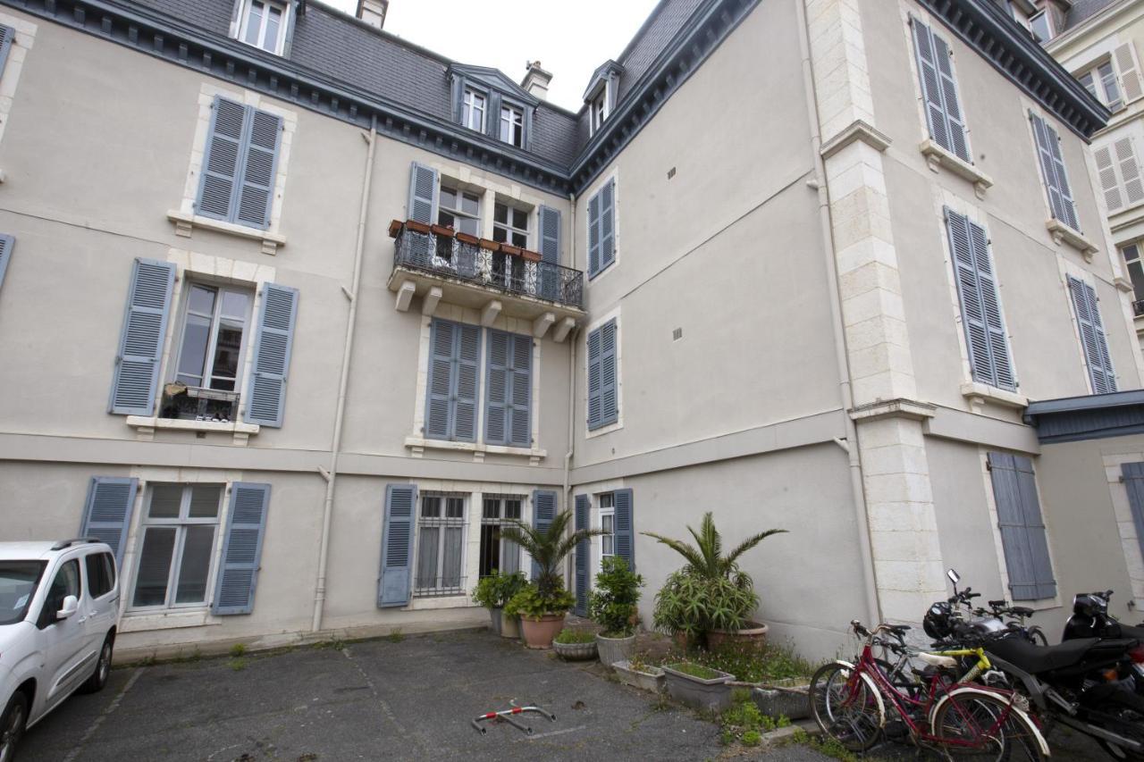 Welkeys - Reine Nathalie Apartment Biarritz Bagian luar foto