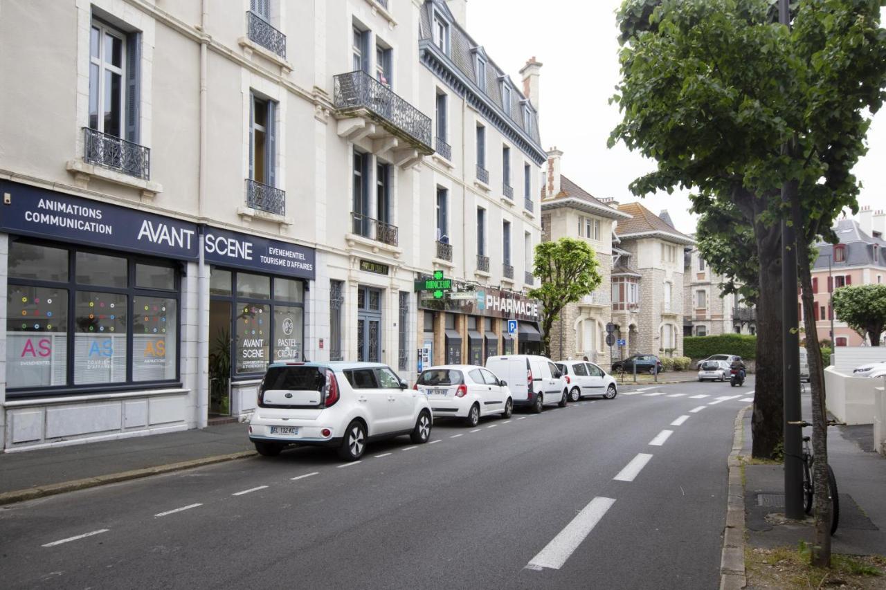 Welkeys - Reine Nathalie Apartment Biarritz Bagian luar foto